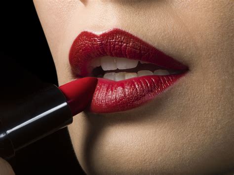 rossetto chanel rosso ciliegia